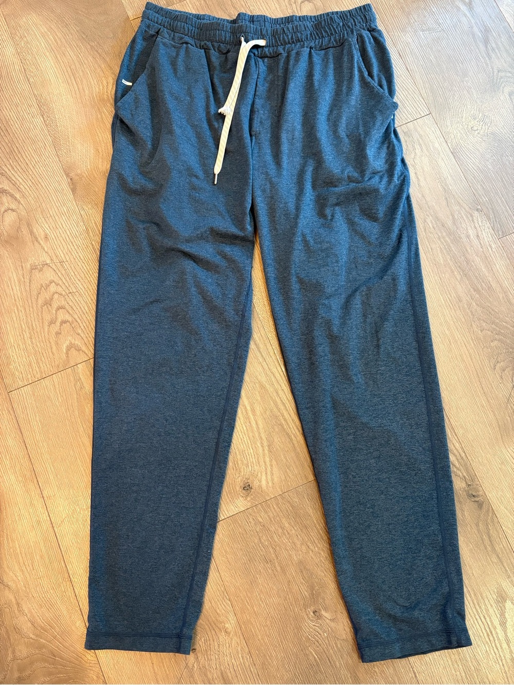 Vuori Navy Heather Drawstring Joggers with White Cord